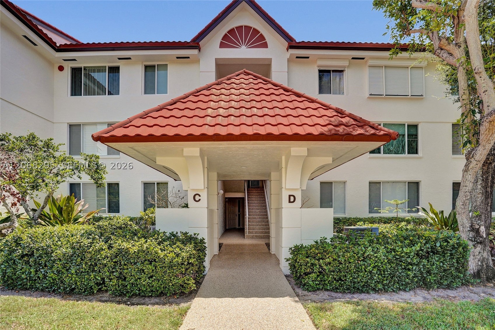 102 Half Moon Cir C3