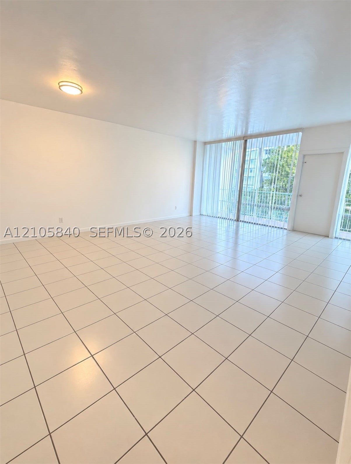 1408 Brickell Bay Dr 204
