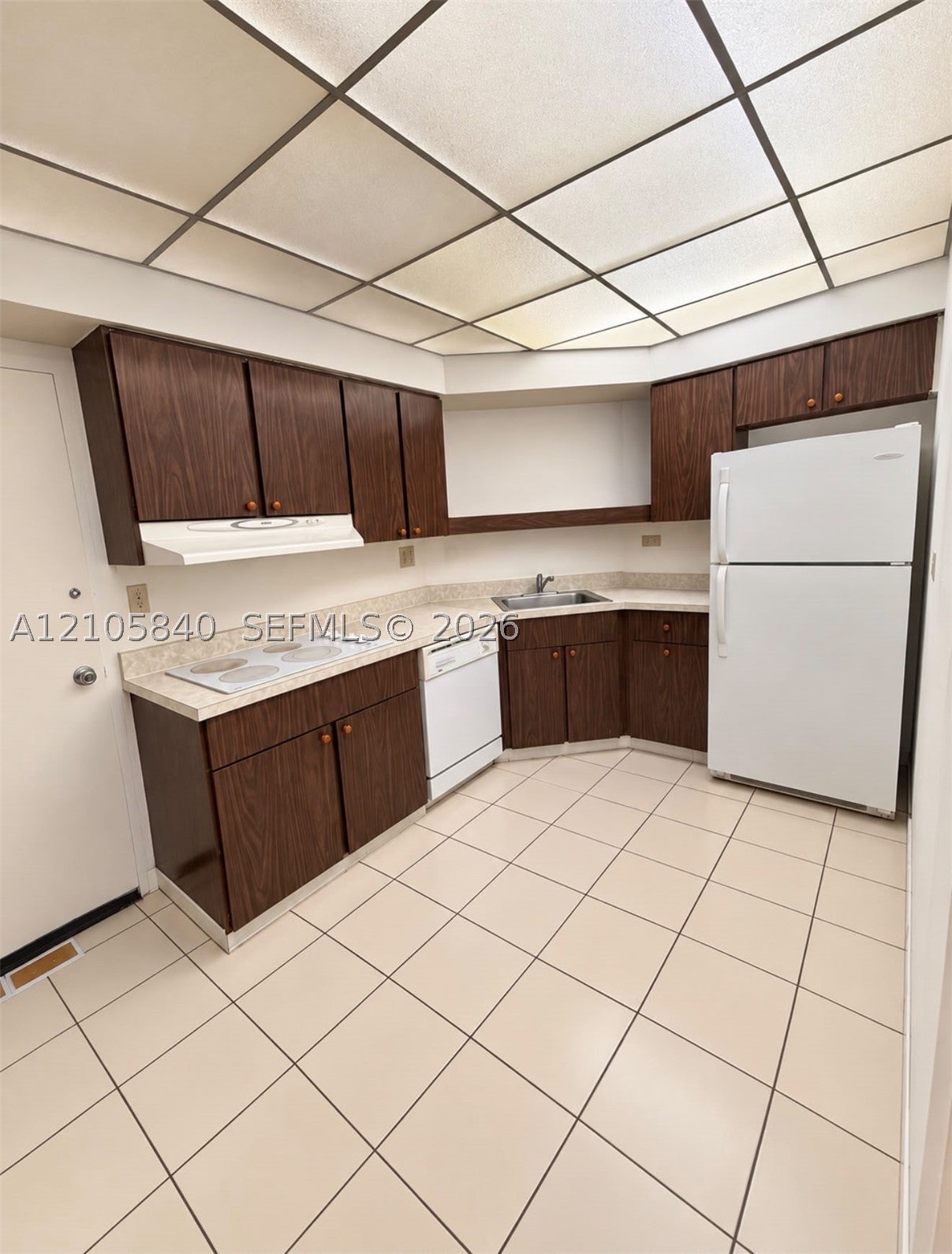 1408 Brickell Bay Dr 204