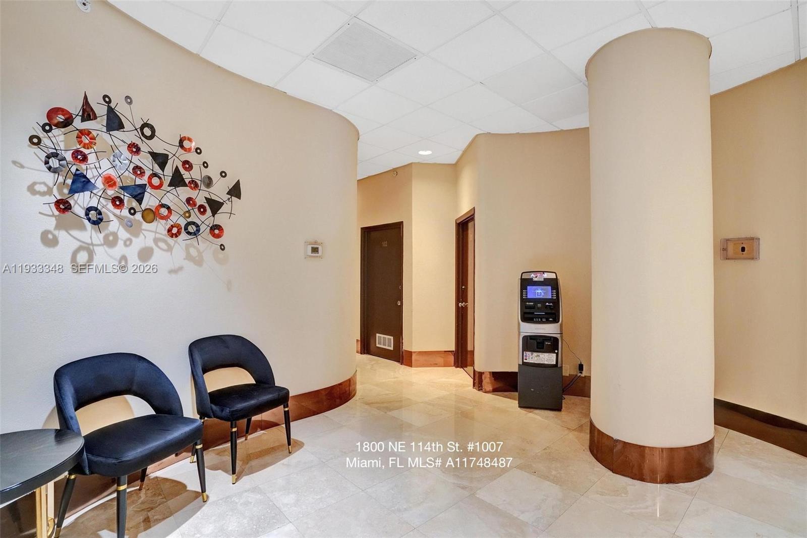 CRICKET CLUB CONDO - Residential