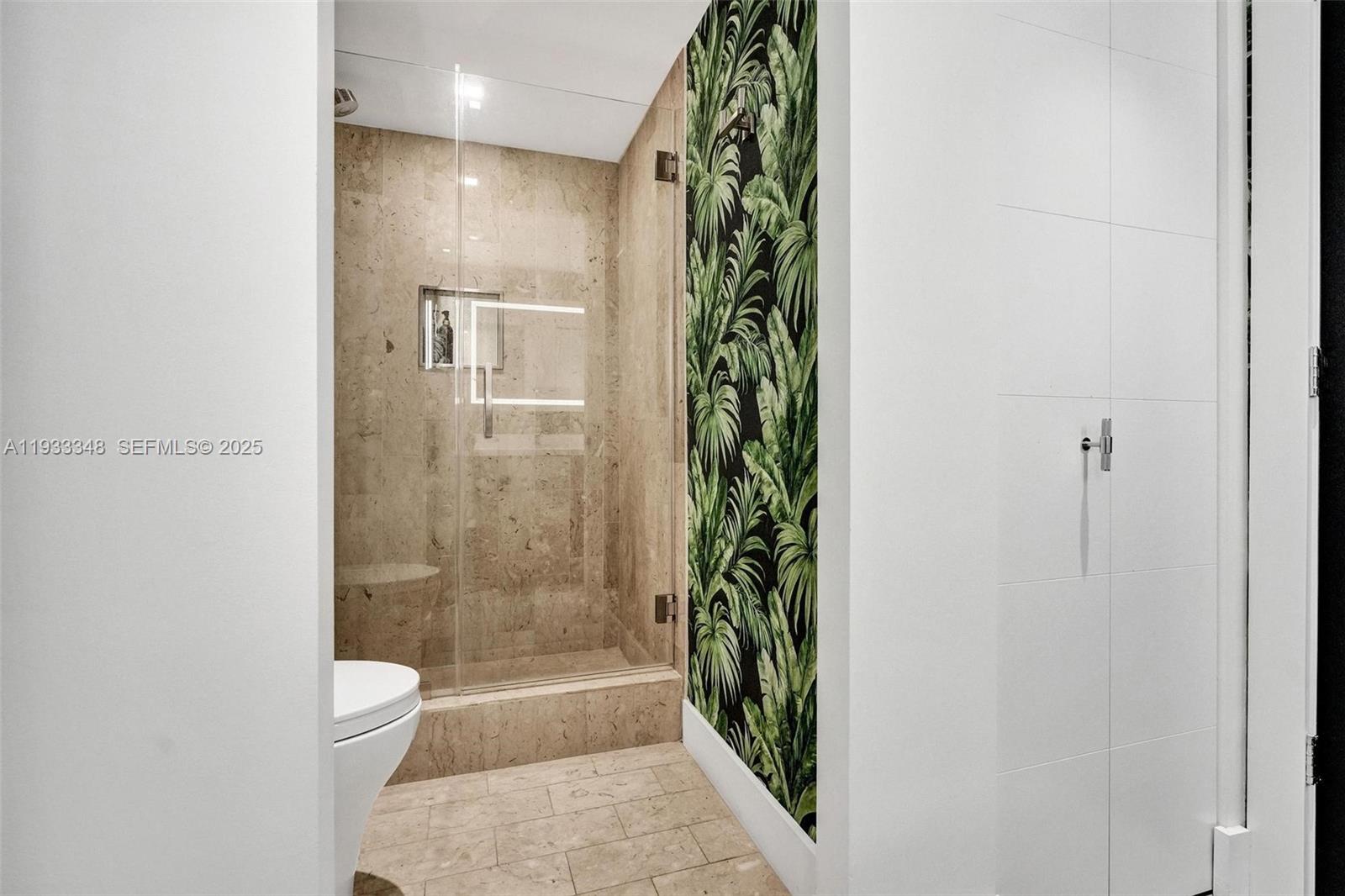 CRICKET CLUB CONDO - Residential