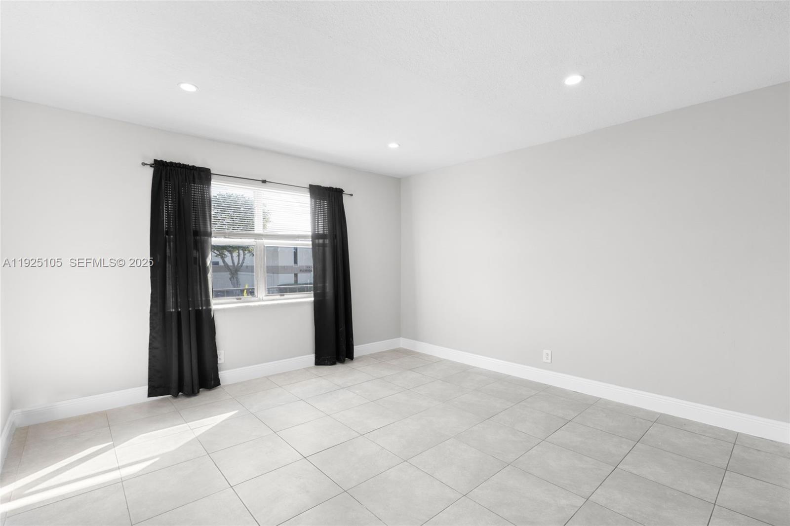 PROSPECT GARDENS - Residential Lease