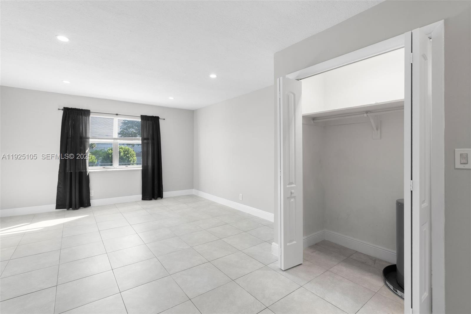 PROSPECT GARDENS - Residential Lease