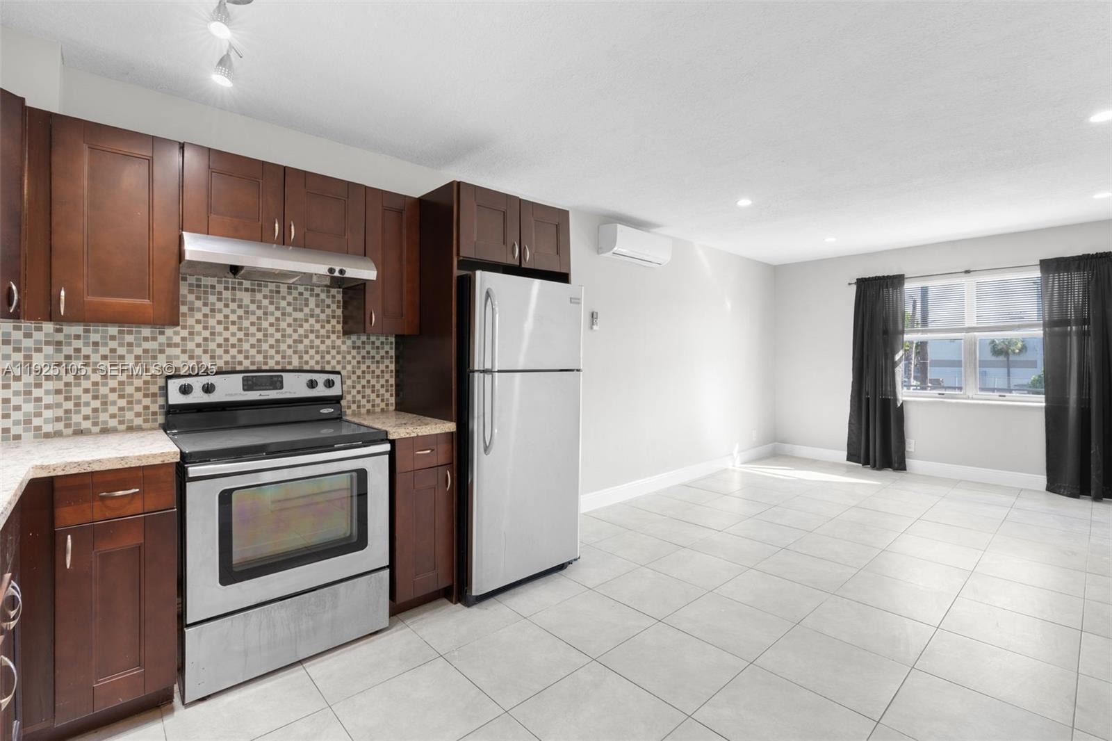 PROSPECT GARDENS - Residential Lease