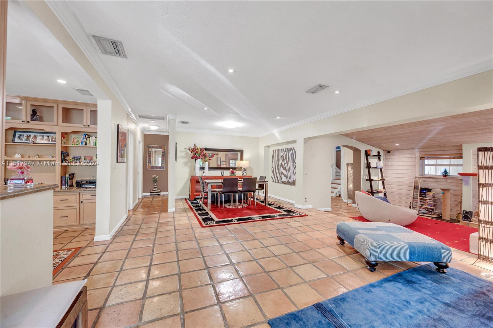 TROPICAL ISLE HOMES SUB 4 - Residential