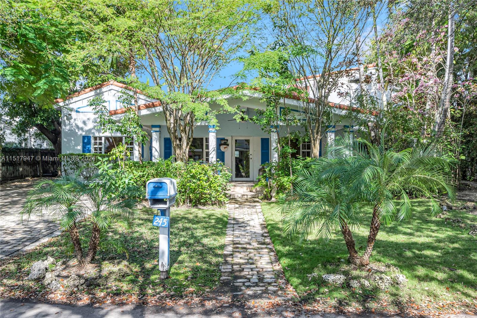 TROPICAL ISLE HOMES SUB 4 - Residential