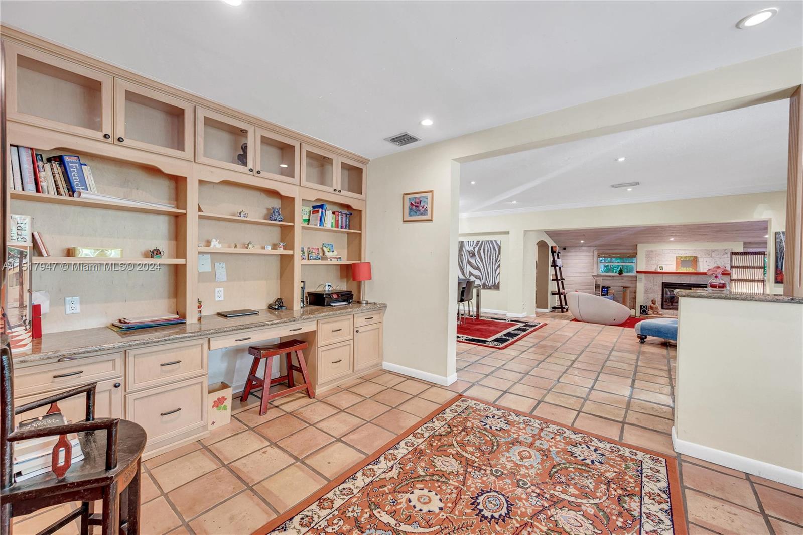 TROPICAL ISLE HOMES SUB 4 - Residential