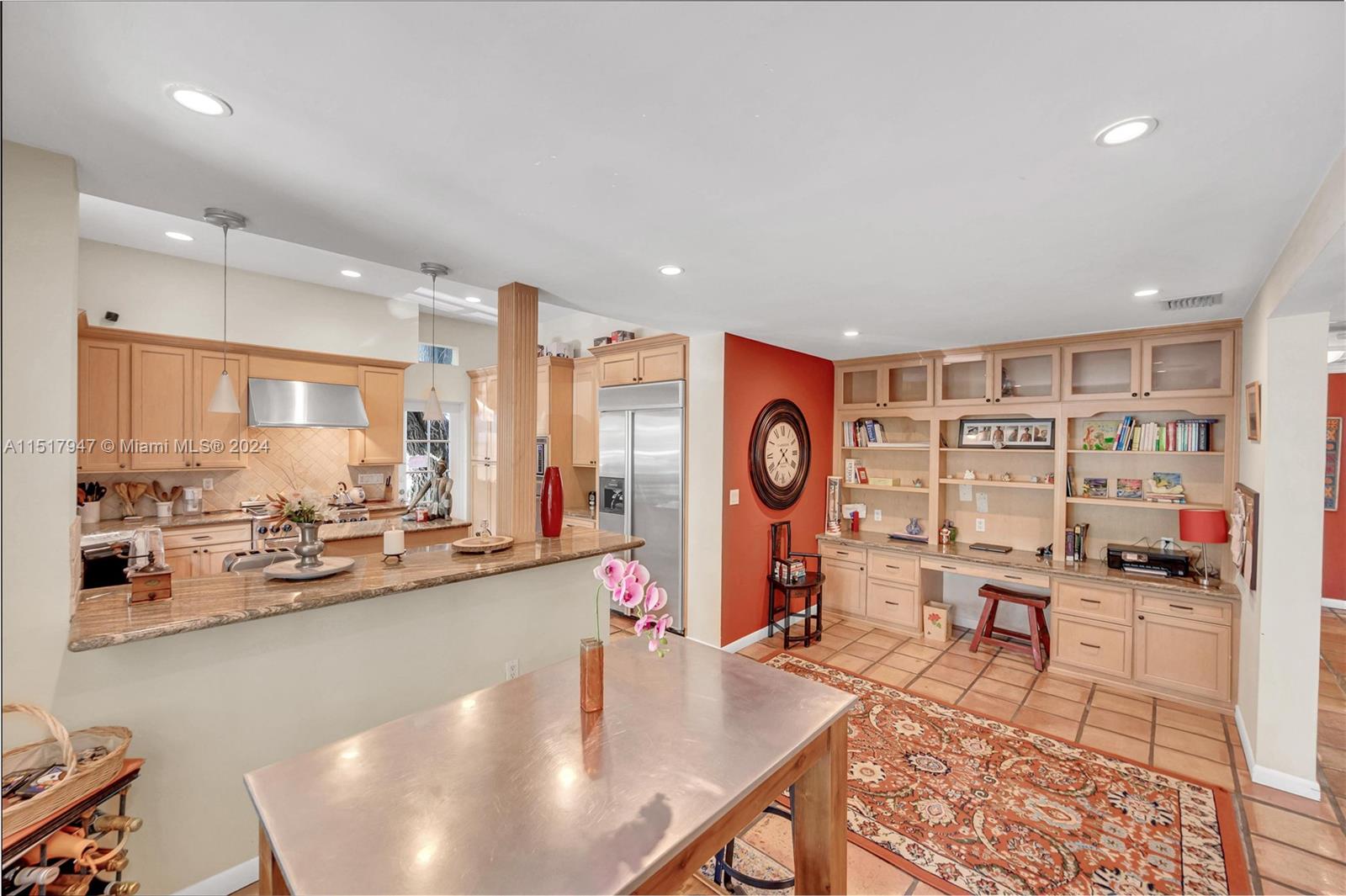 TROPICAL ISLE HOMES SUB 4 - Residential