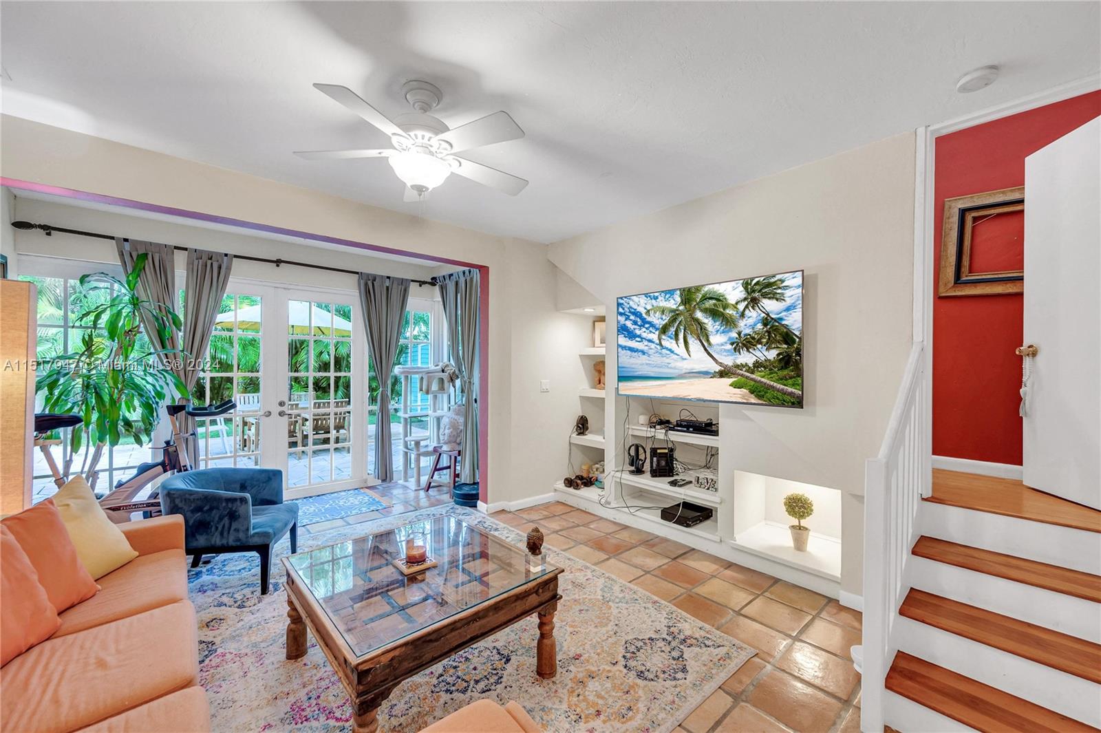 TROPICAL ISLE HOMES SUB 4 - Residential