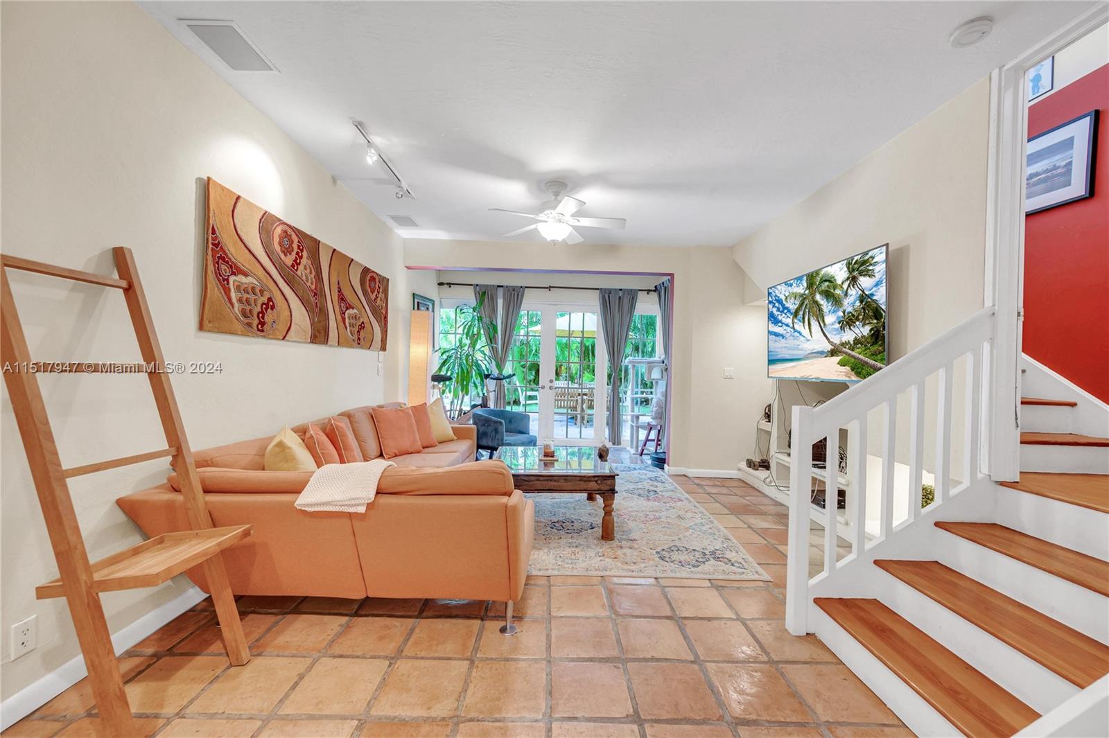 TROPICAL ISLE HOMES SUB 4 - Residential