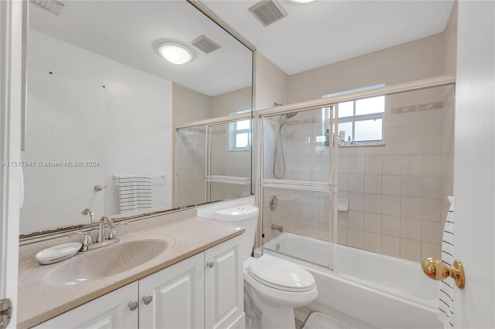 TROPICAL ISLE HOMES SUB 4 - Residential