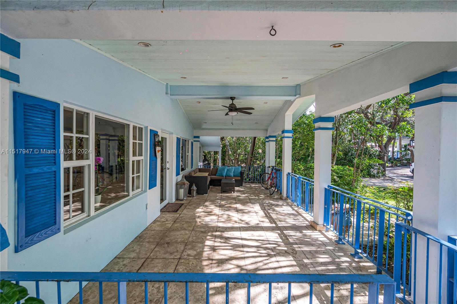 TROPICAL ISLE HOMES SUB 4 - Residential