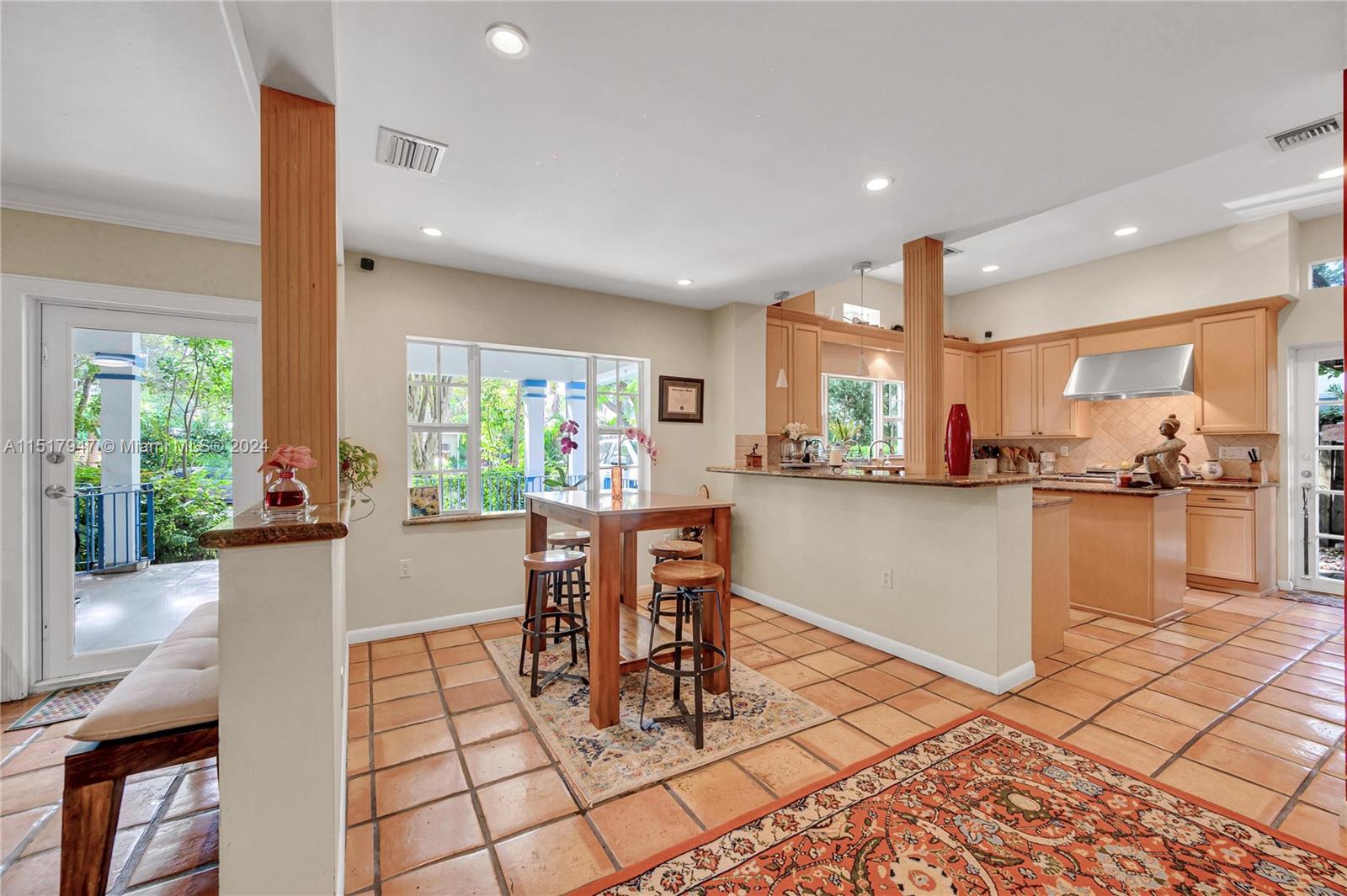 TROPICAL ISLE HOMES SUB 4 - Residential