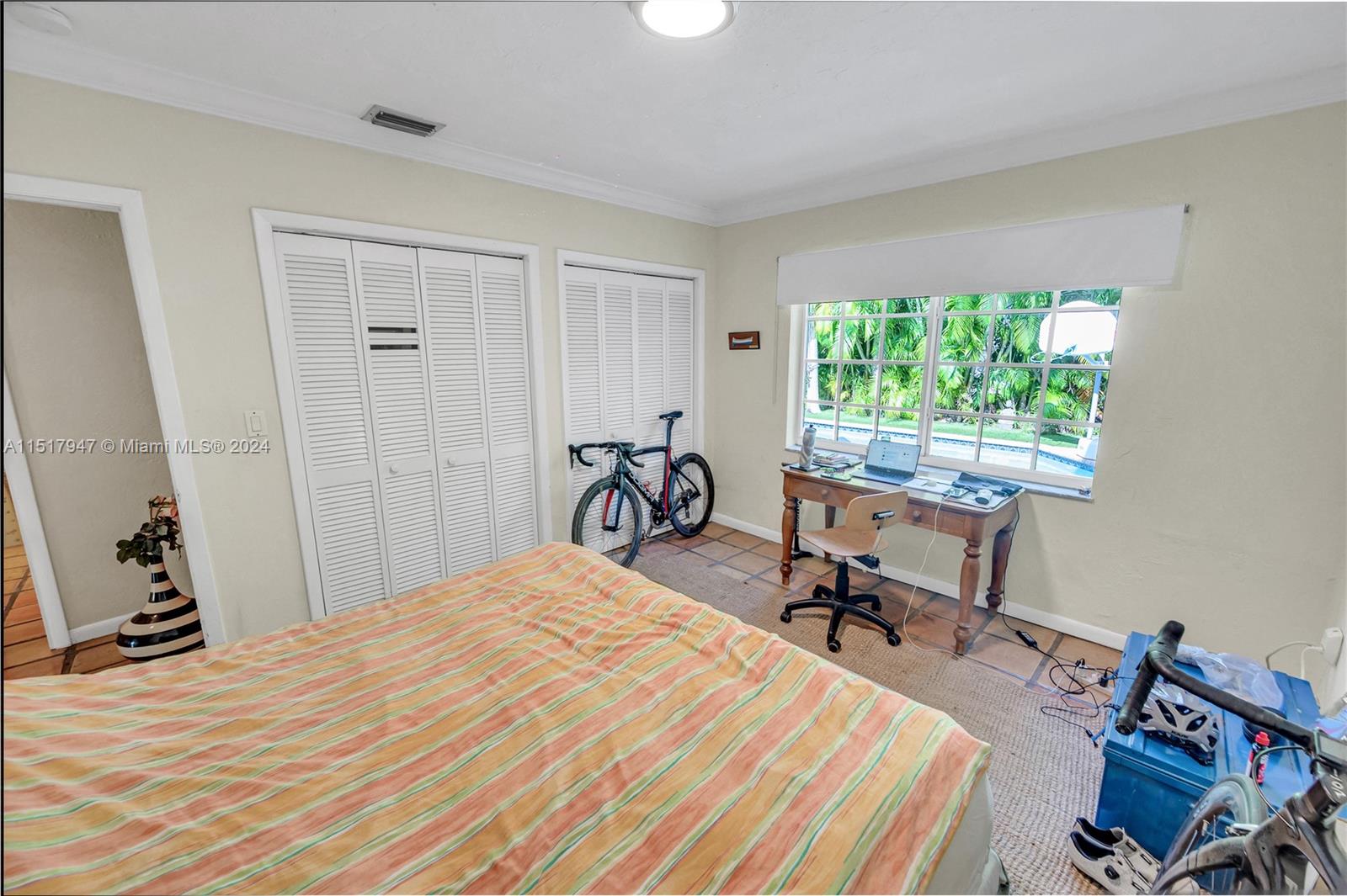 TROPICAL ISLE HOMES SUB 4 - Residential