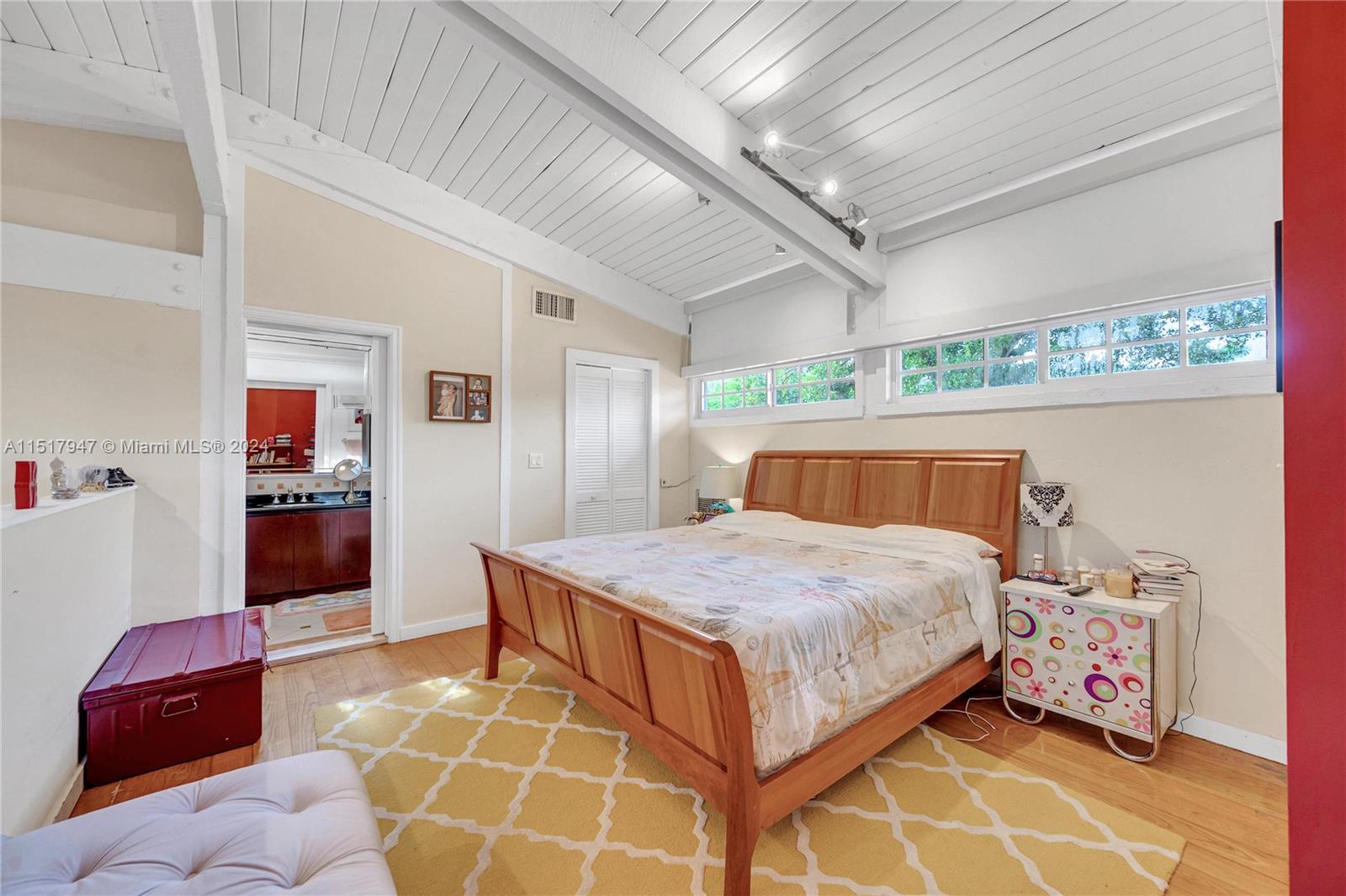 TROPICAL ISLE HOMES SUB 4 - Residential