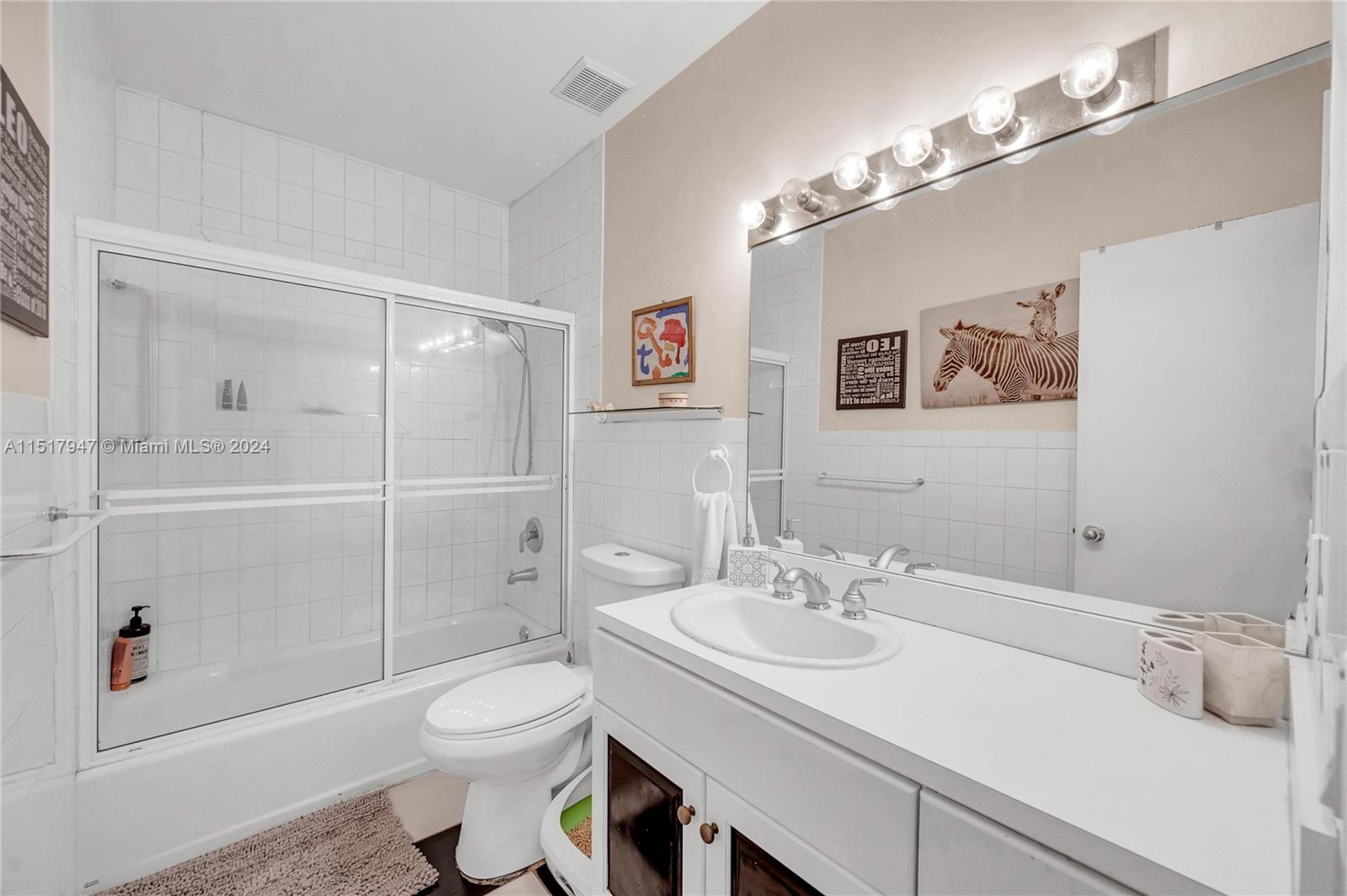 TROPICAL ISLE HOMES SUB 4 - Residential