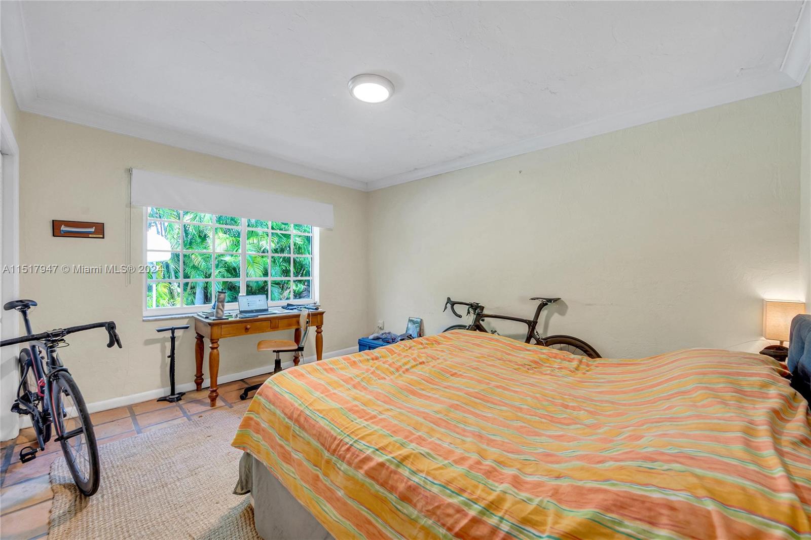 TROPICAL ISLE HOMES SUB 4 - Residential