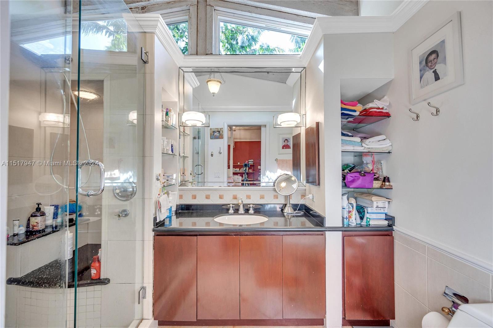 TROPICAL ISLE HOMES SUB 4 - Residential