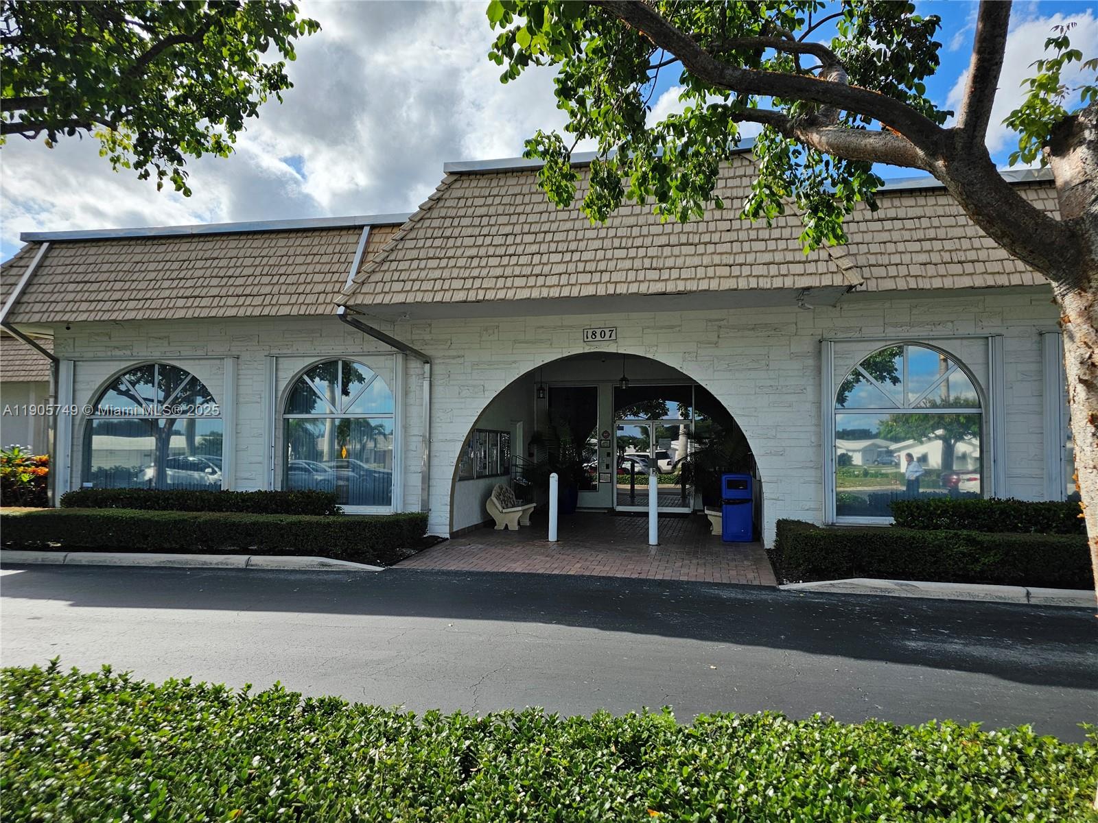 PALM BEACH LEISUREVILLE S - Residential