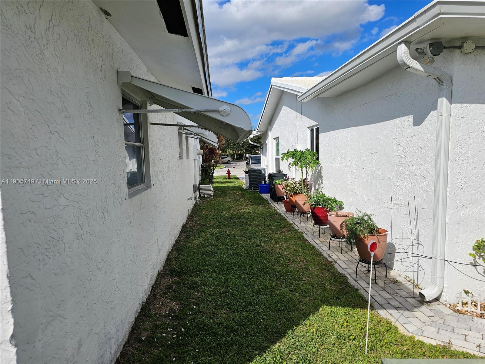 PALM BEACH LEISUREVILLE S - Residential