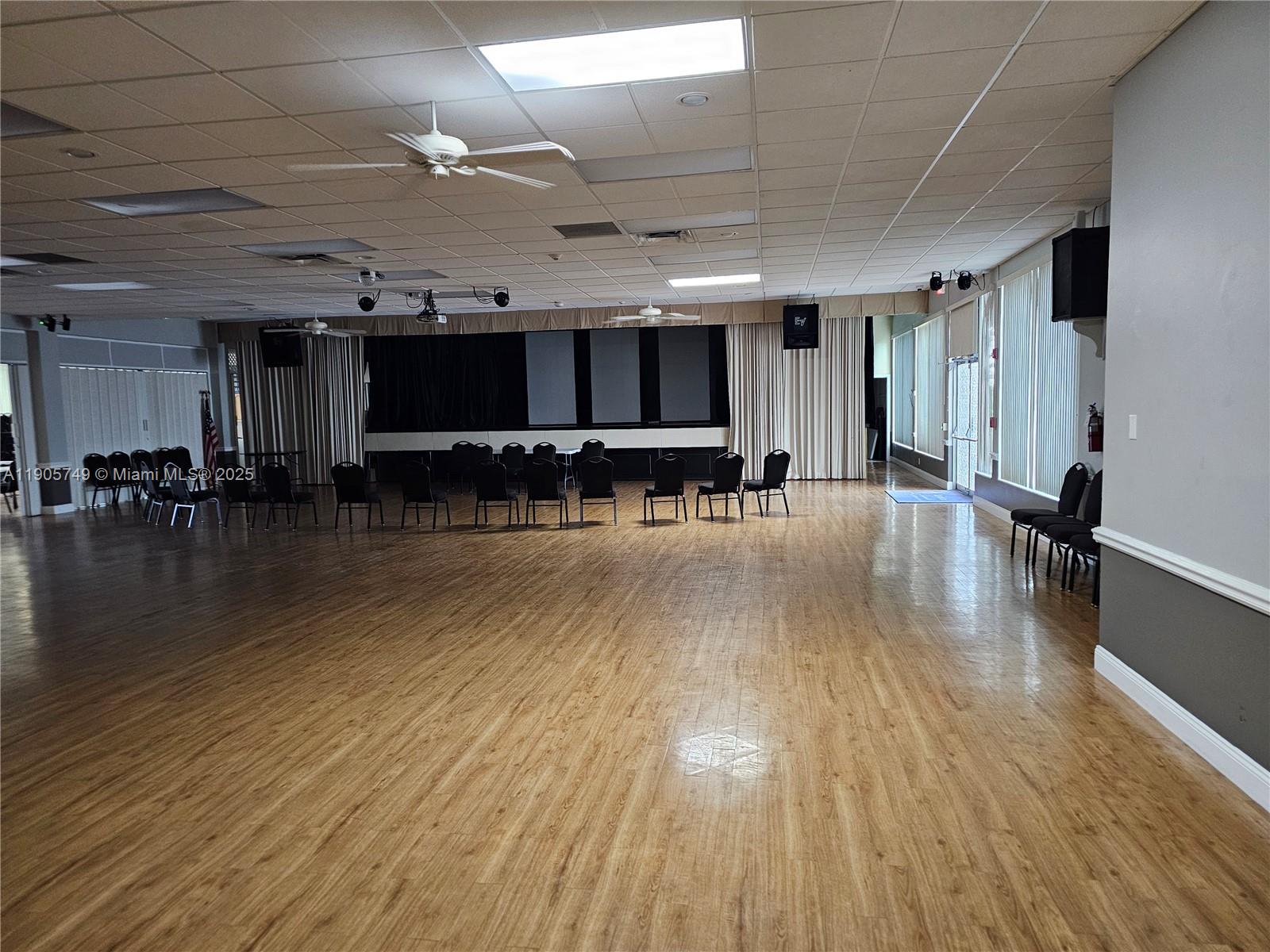 PALM BEACH LEISUREVILLE S - Residential