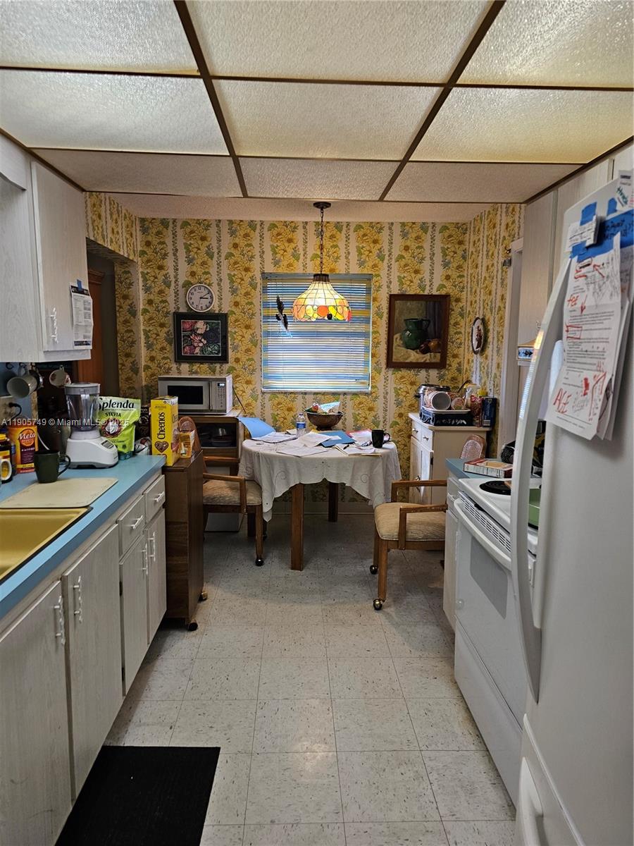 PALM BEACH LEISUREVILLE S - Residential