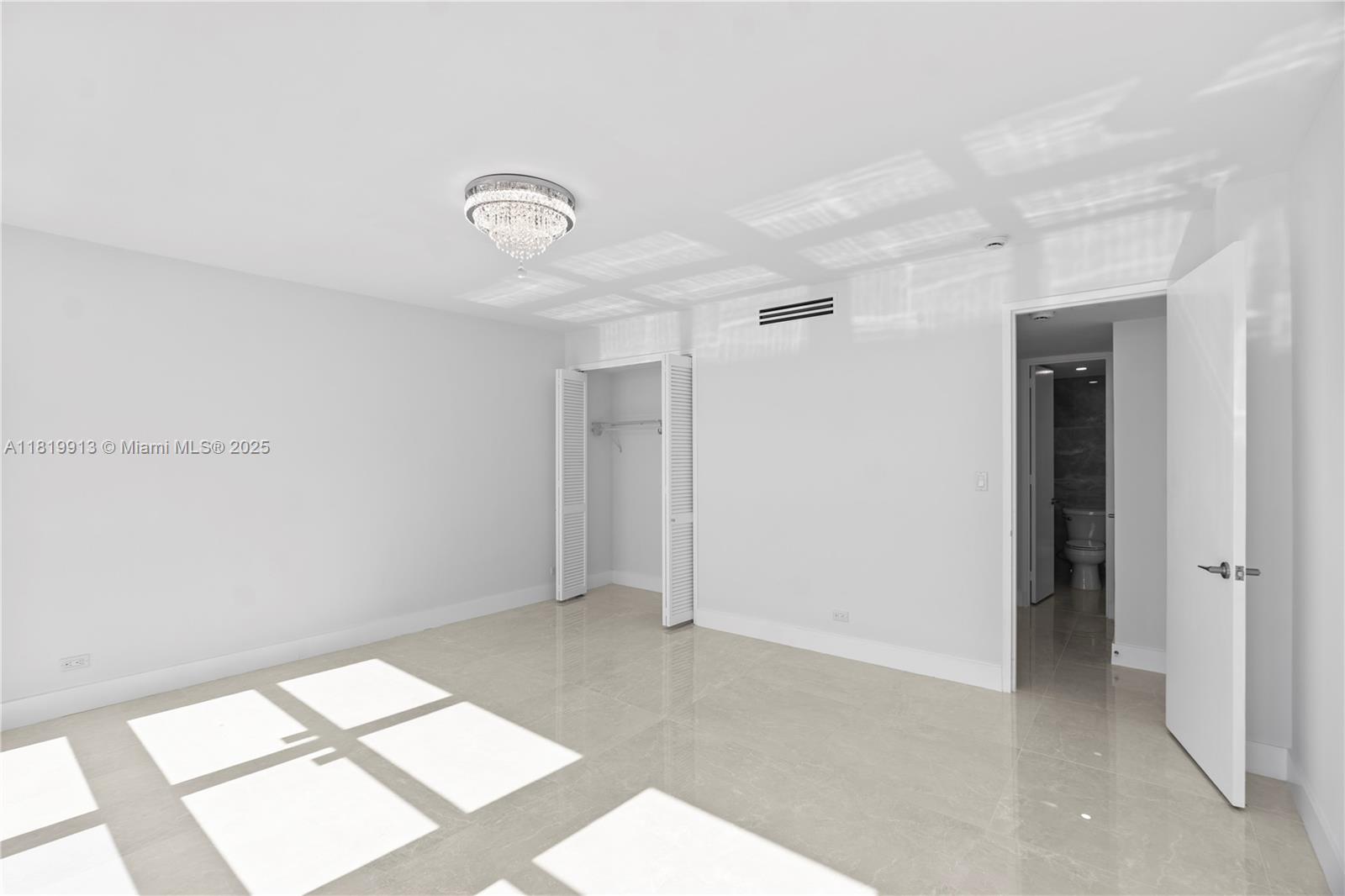 CRYSTAL HOUSE CONDO - Residential