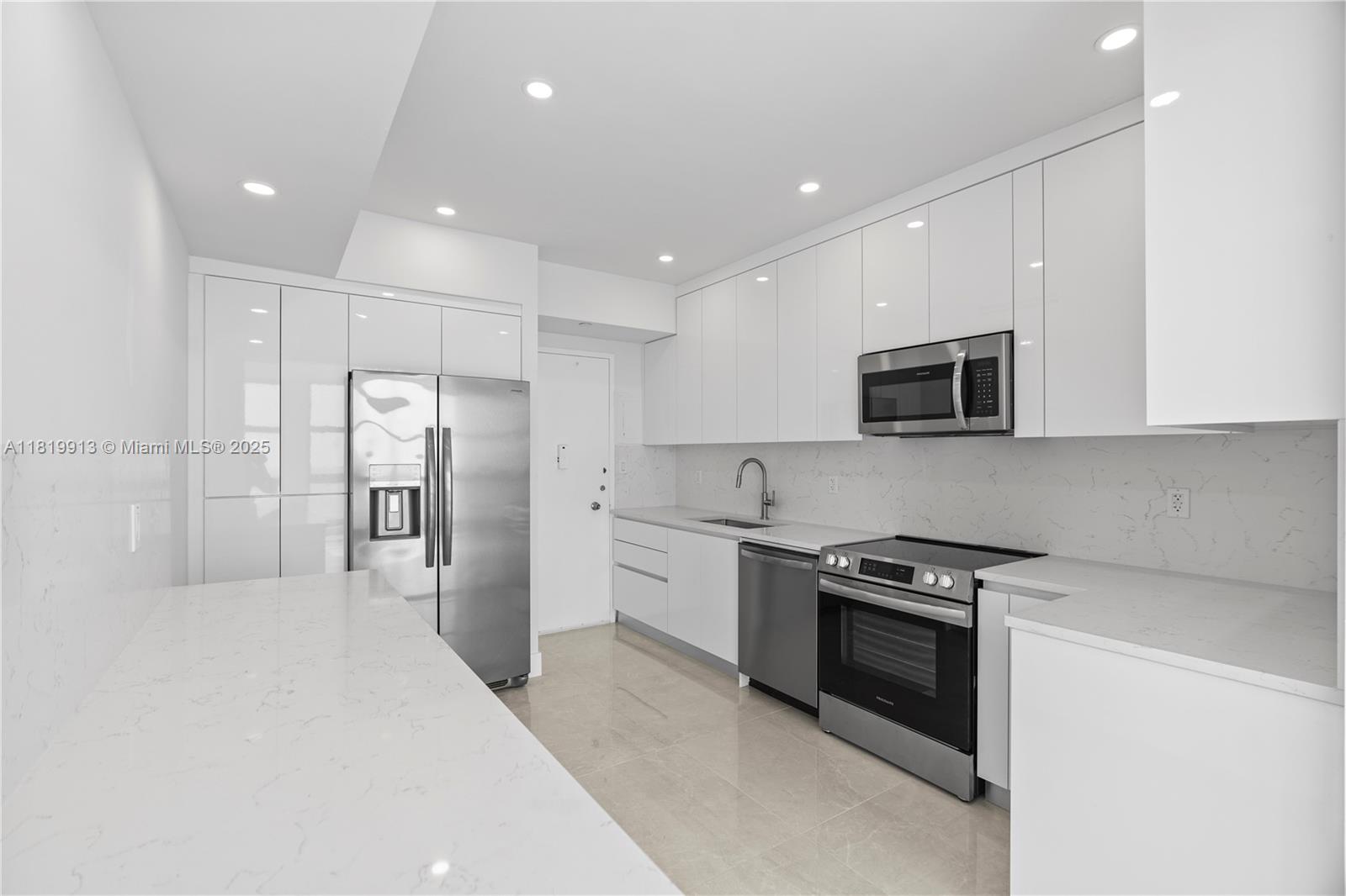CRYSTAL HOUSE CONDO - Residential