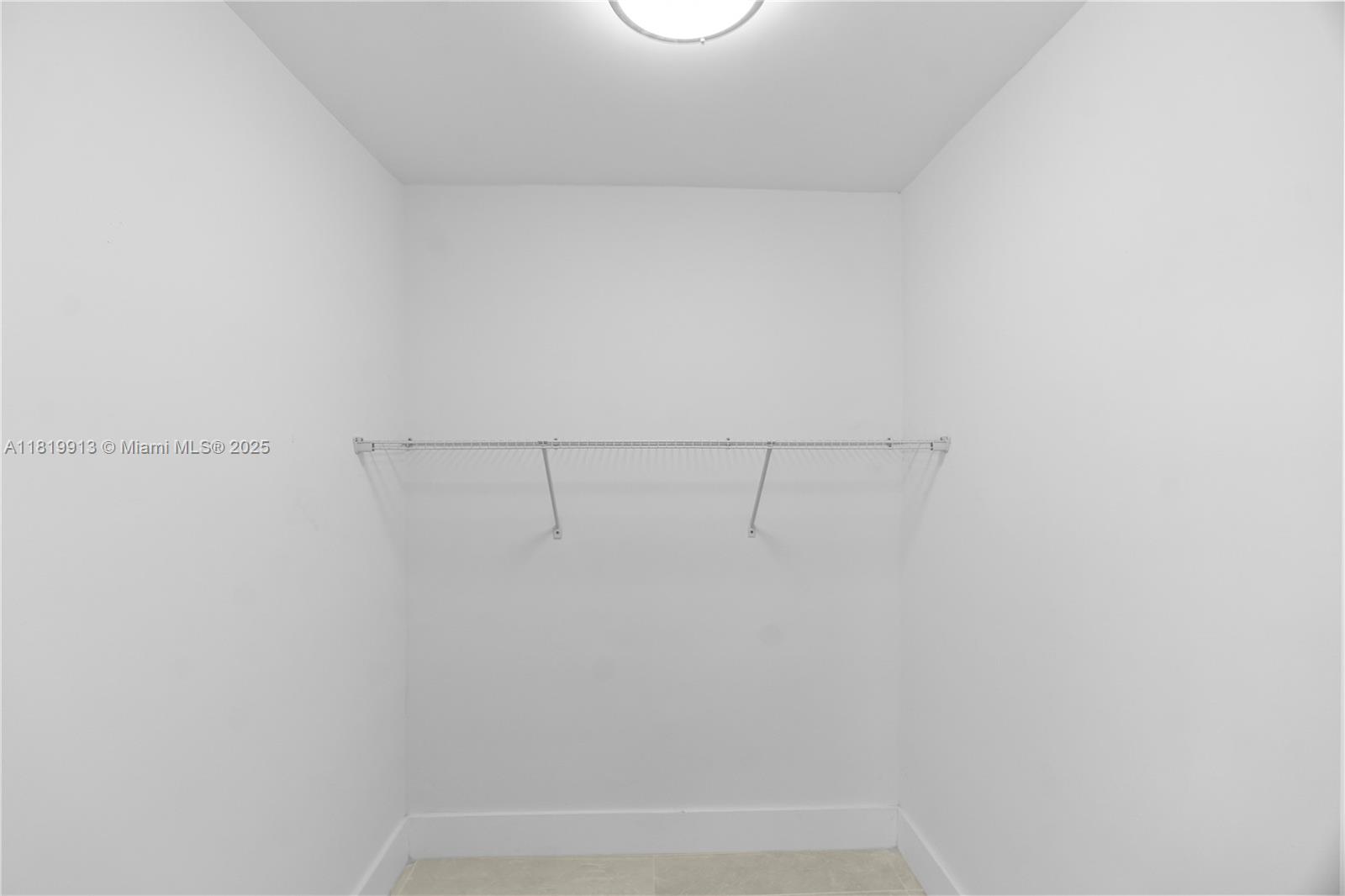 CRYSTAL HOUSE CONDO - Residential