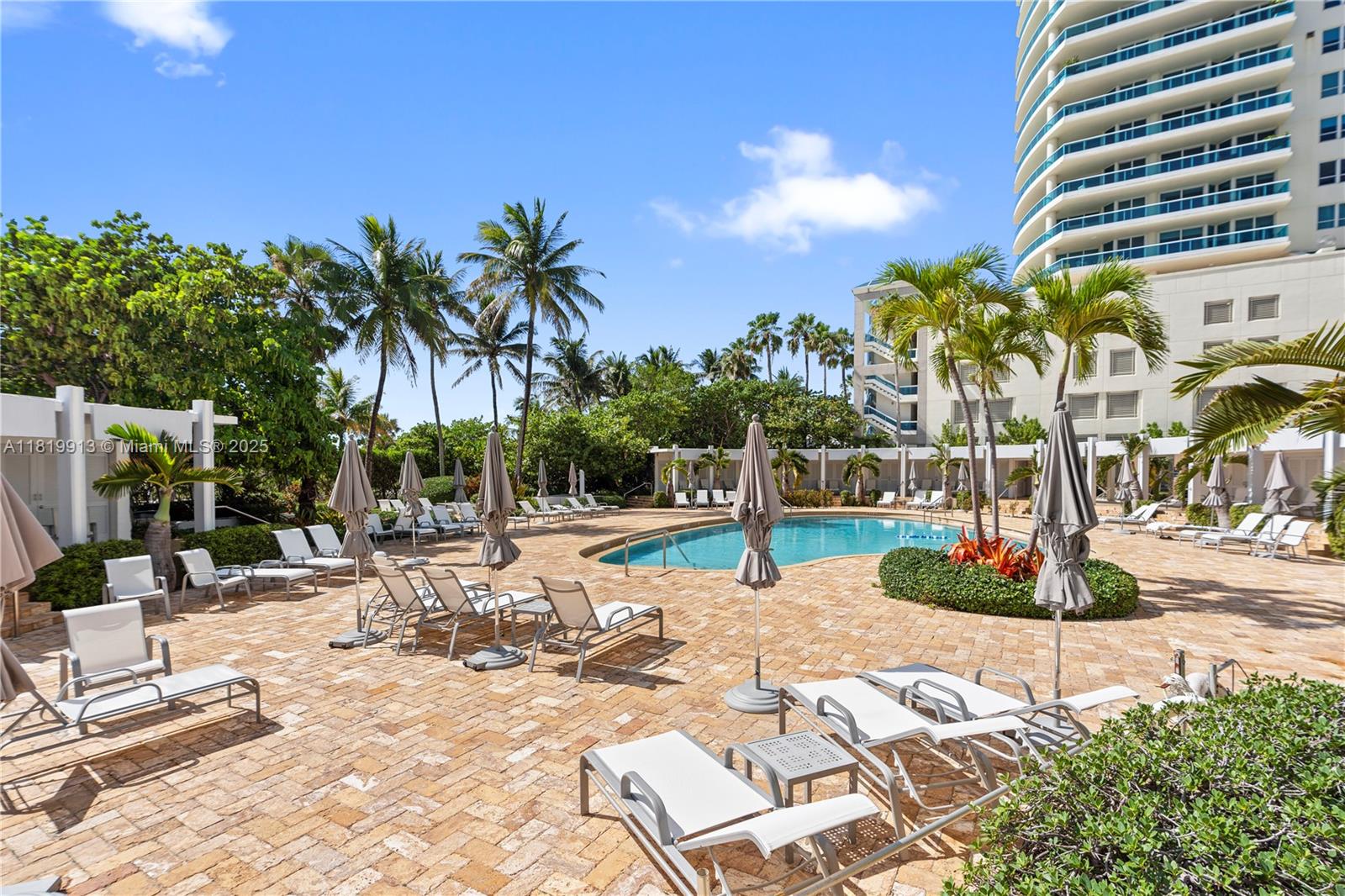 CRYSTAL HOUSE CONDO - Residential