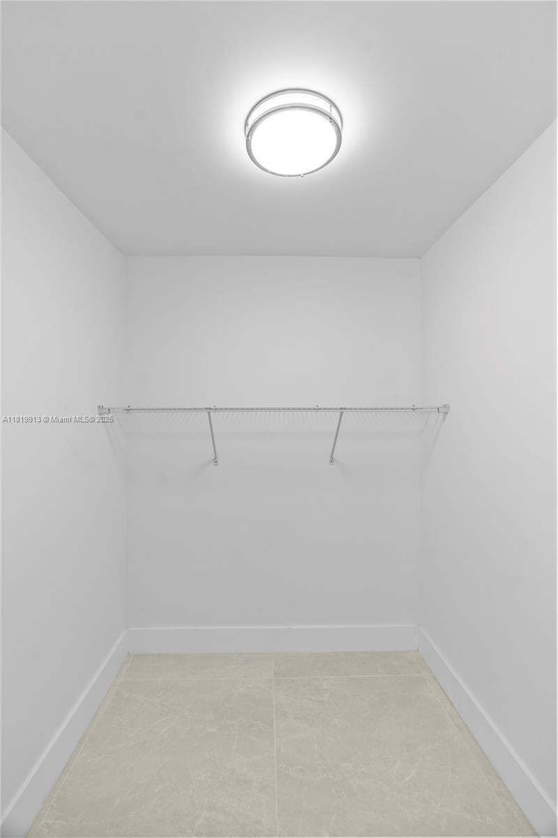 CRYSTAL HOUSE CONDO - Residential