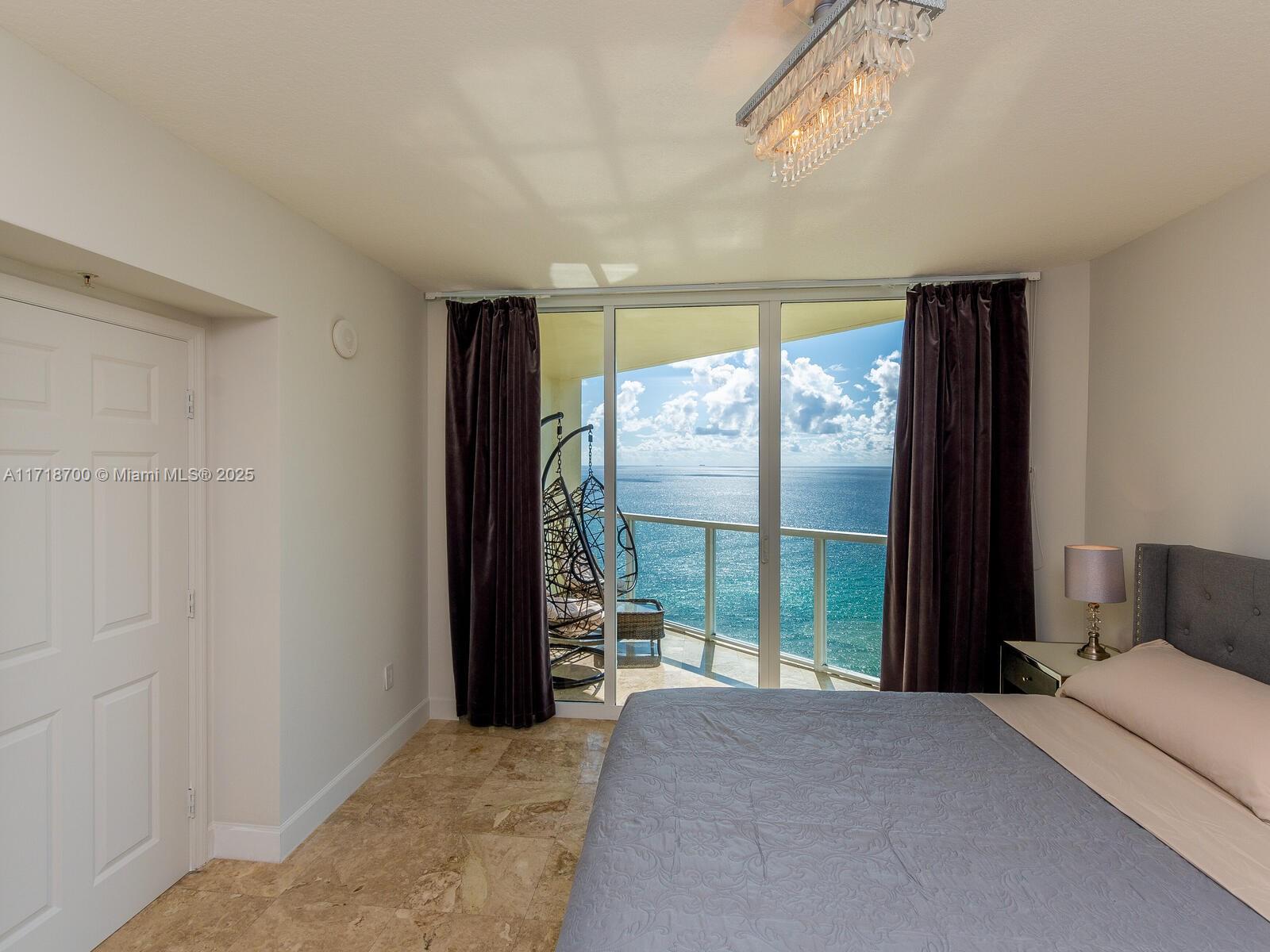 LA PERLA CONDO - Residential