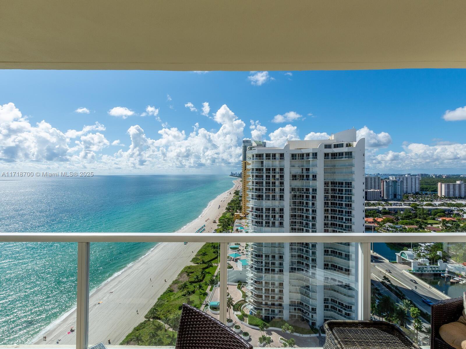 LA PERLA CONDO - Residential