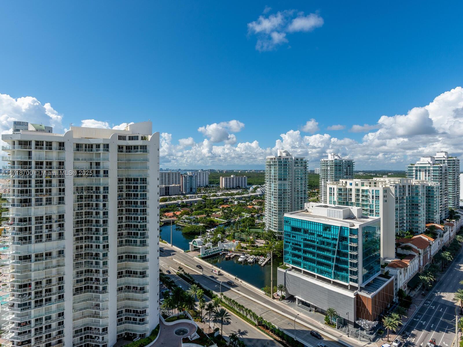 LA PERLA CONDO - Residential