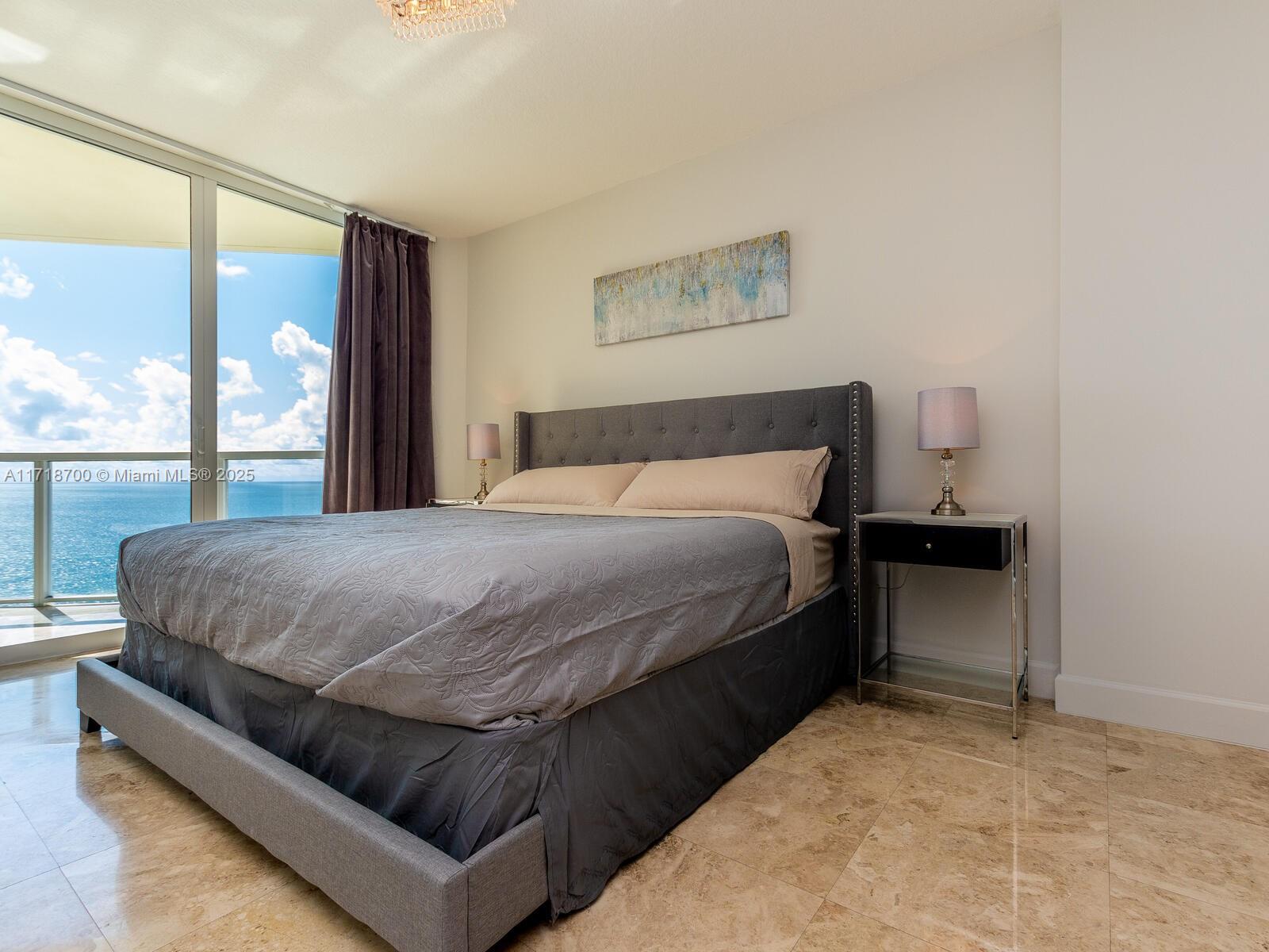 LA PERLA CONDO - Residential