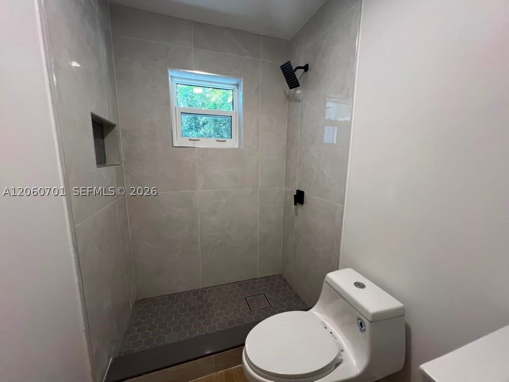 1239 SW 22nd Ave 1239