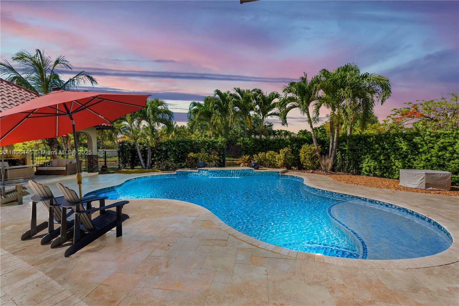 LAUREL OAKS - Residential