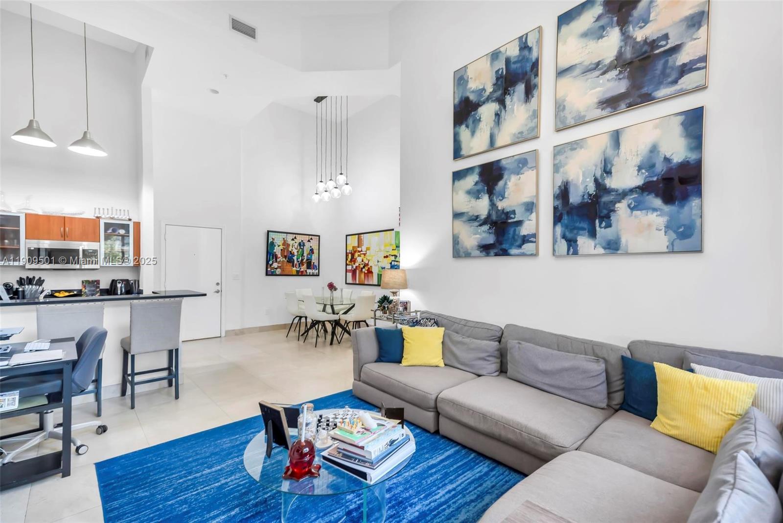 VENTURE AT AVENTURA WEST - Residential Lease