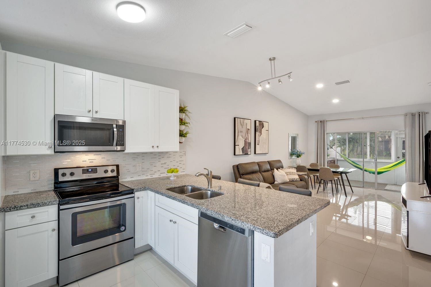 WHISPER WALK - Residential Lease