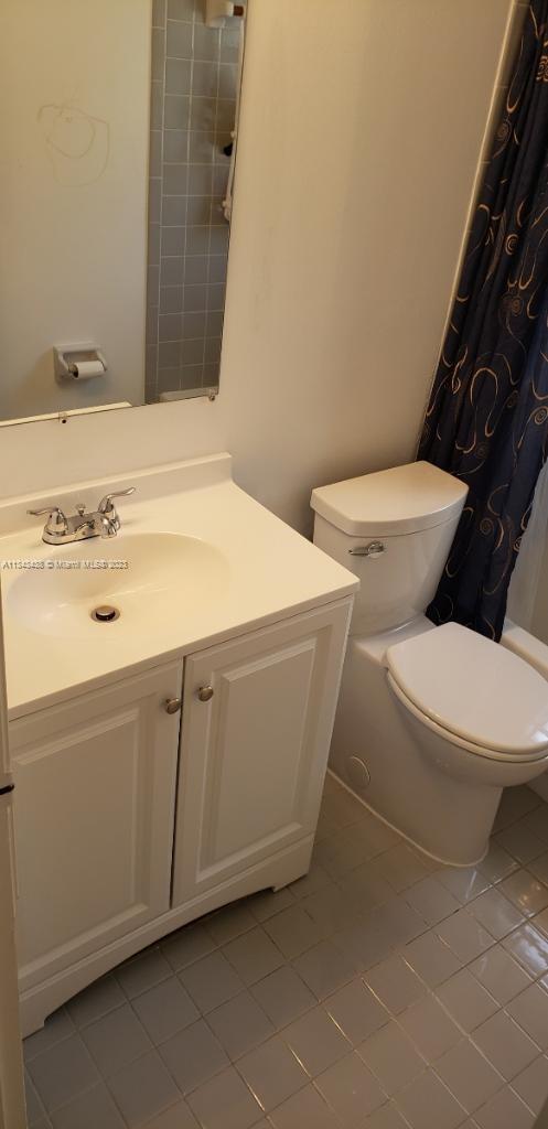 GRENADIER LAKES AT WELLEB - Residential