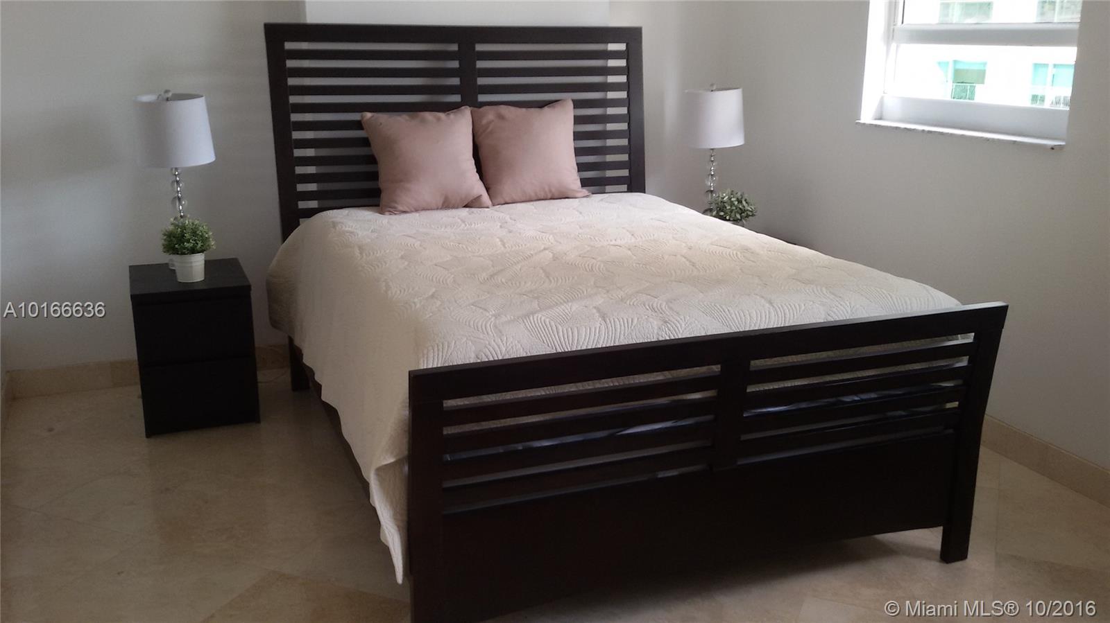 Club At Brickell Bay Plaz - Residential Lease