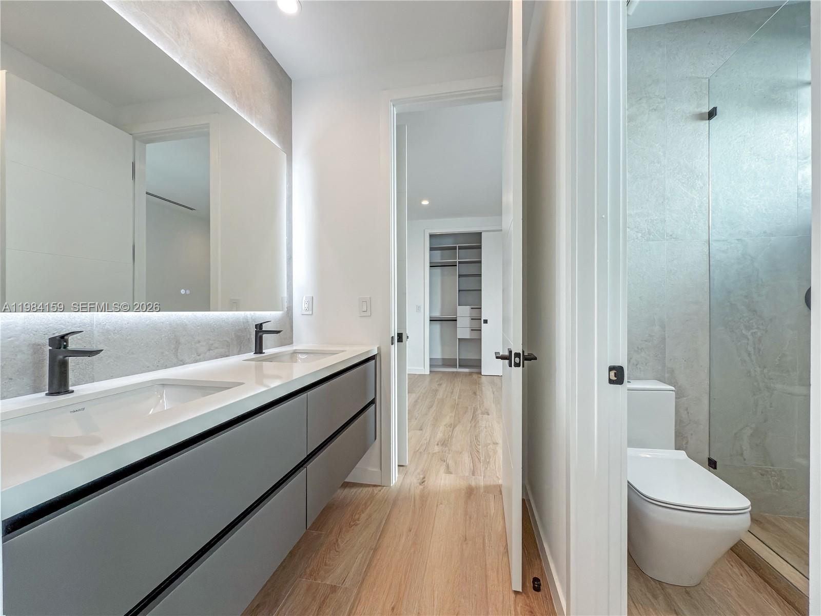 PALMHURST - Residential