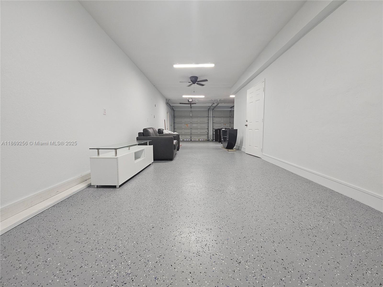 FLA FRUIT LANDS CO SUB NO - Residential Lease