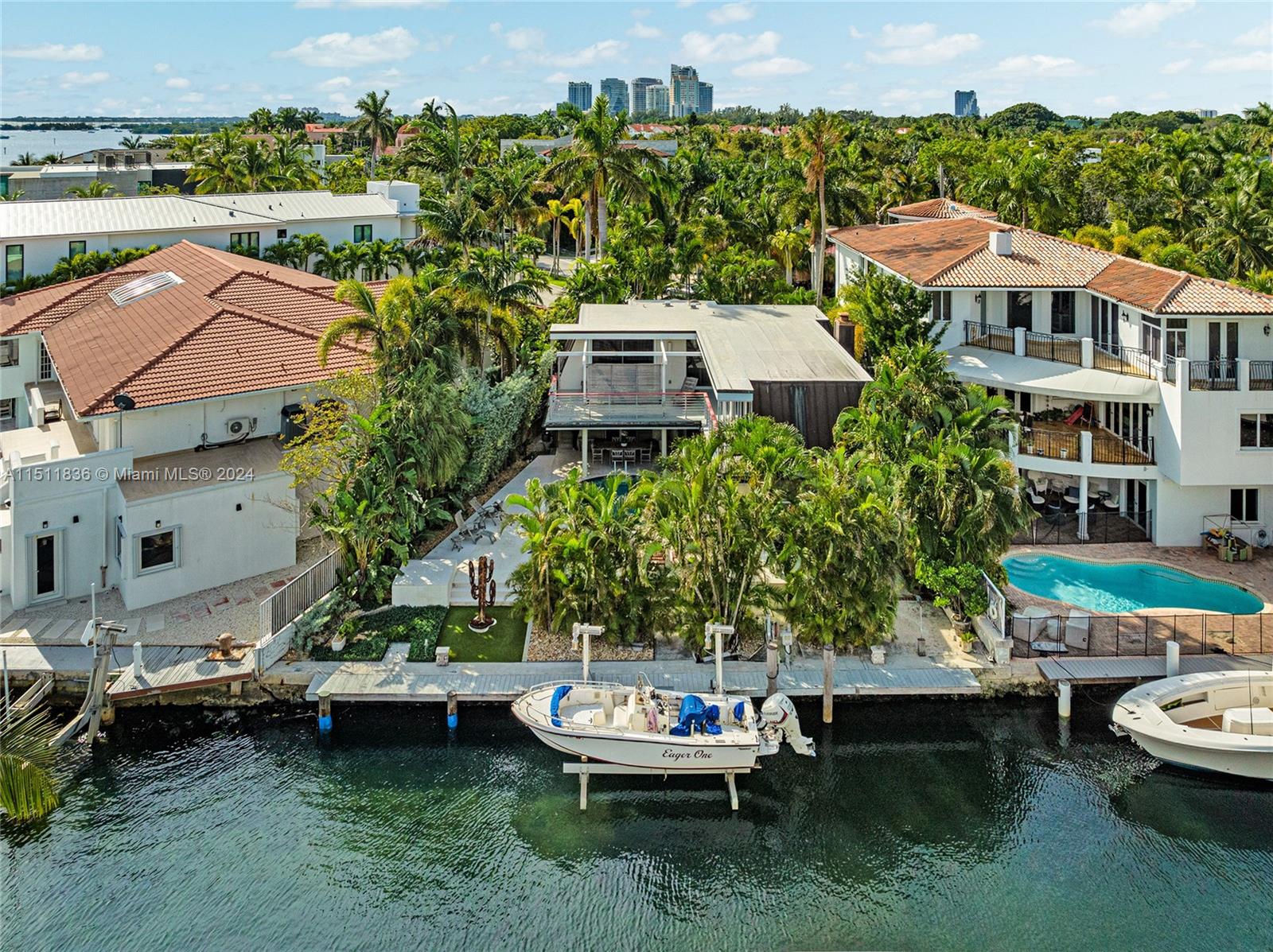 FAIRHAVEN - Residential