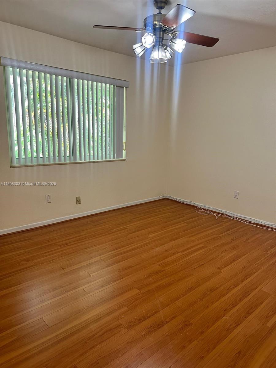 JUNELAND - Residential Lease