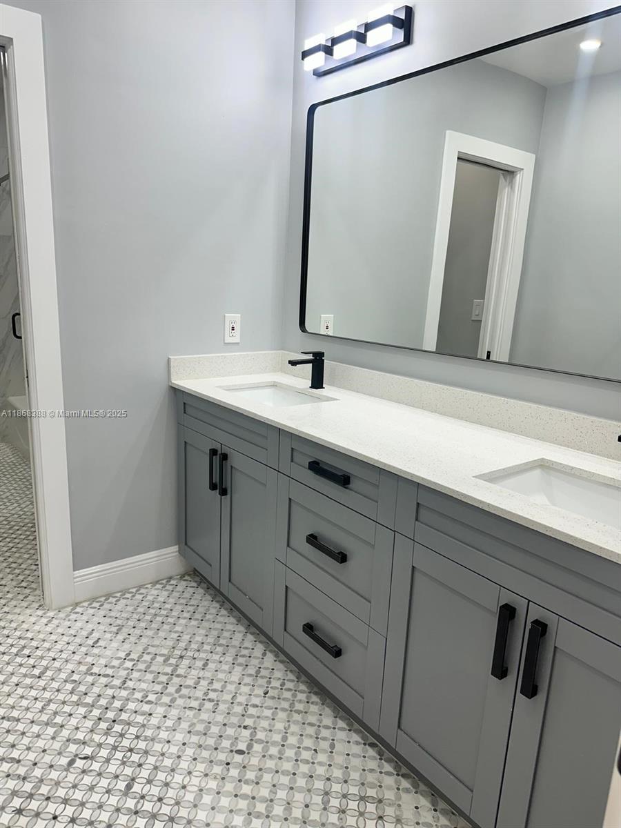 JUNELAND - Residential Lease