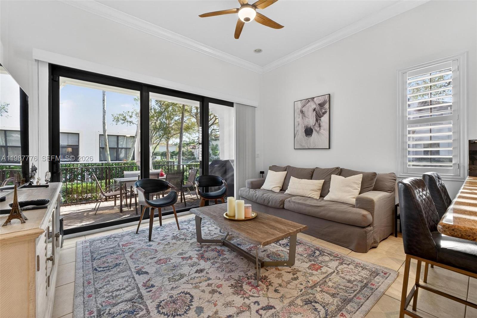 SAWGRASS LAKES - Residential