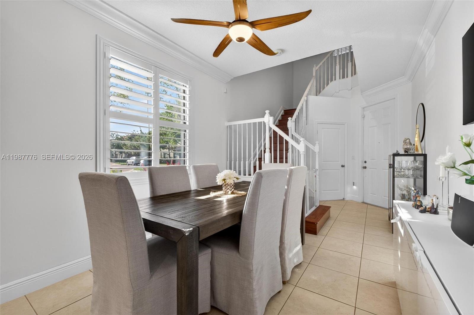SAWGRASS LAKES - Residential