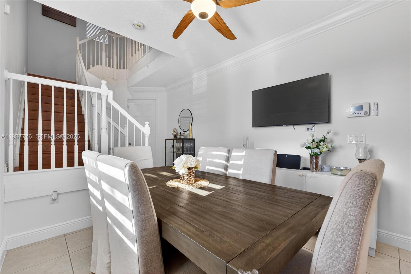 SAWGRASS LAKES - Residential