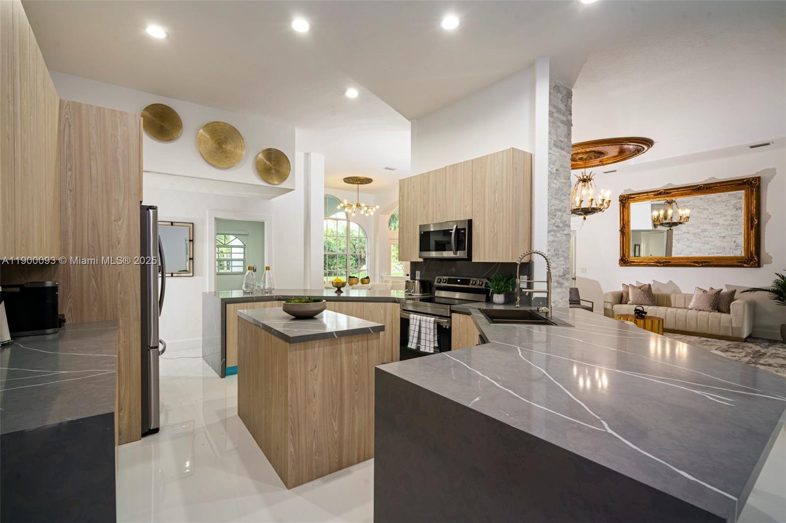 ACREAGE & UNREC - Residential